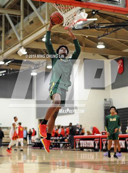 Thumbnail 1 in Woodbridge vs. Cajon (Tustin Holiday Classic) photogallery.