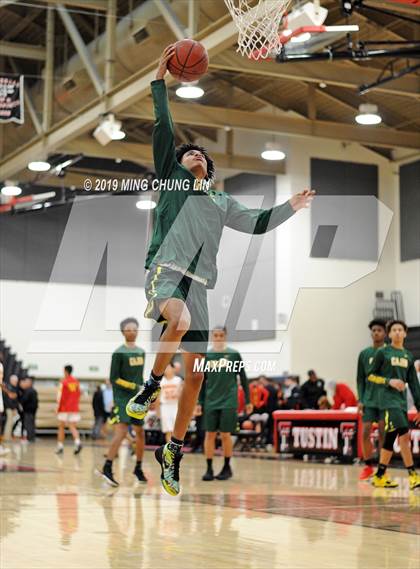 Thumbnail 3 in Woodbridge vs. Cajon (Tustin Holiday Classic) photogallery.