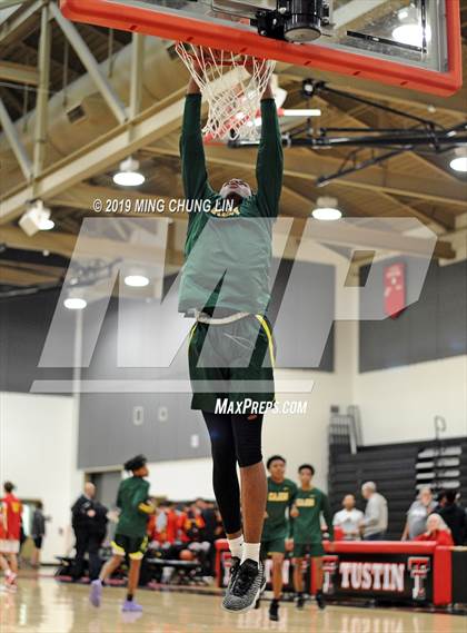 Thumbnail 2 in Woodbridge vs. Cajon (Tustin Holiday Classic) photogallery.