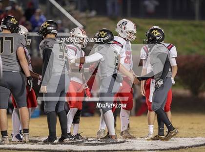 Thumbnail 3 in Oakland vs. Mount Juliet (TSSAA Class 6A Quarterfinal)  photogallery.
