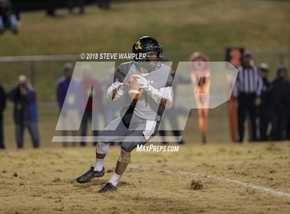 Thumbnail 2 in Oakland vs. Mount Juliet (TSSAA Class 6A Quarterfinal)  photogallery.