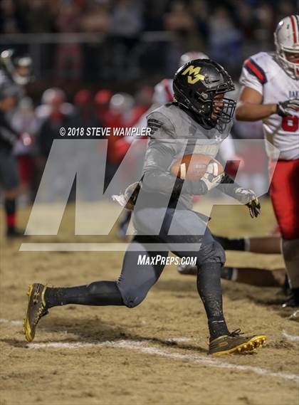 Thumbnail 1 in Oakland vs. Mount Juliet (TSSAA Class 6A Quarterfinal)  photogallery.