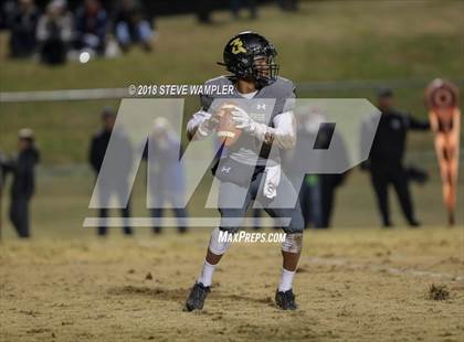 Thumbnail 2 in Oakland vs. Mount Juliet (TSSAA Class 6A Quarterfinal)  photogallery.