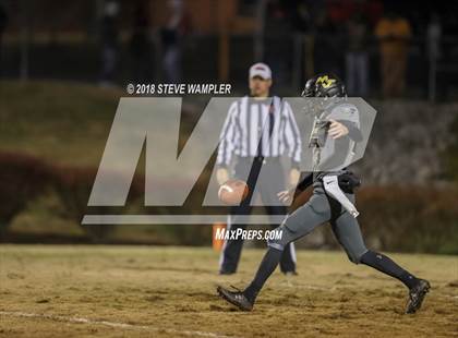 Thumbnail 2 in Oakland vs. Mount Juliet (TSSAA Class 6A Quarterfinal)  photogallery.