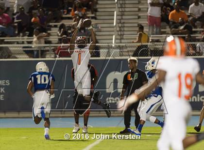 Thumbnail 2 in Carol City @ IMG Academy (Kickoff Classic) photogallery.