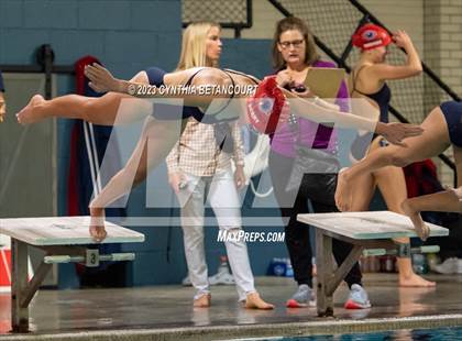 Thumbnail 1 in Englewood vs Kent Denver photogallery.