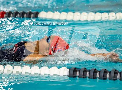 Thumbnail 1 in Englewood vs Kent Denver photogallery.