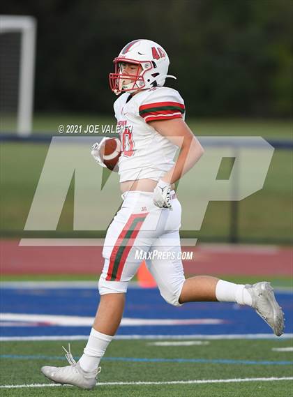 Thumbnail 3 in Jamestown vs. Williamsville South photogallery.