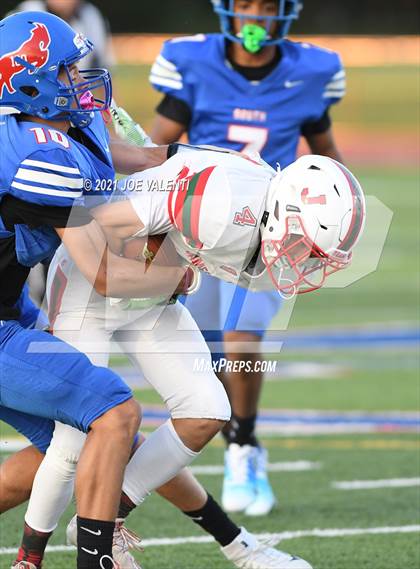 Thumbnail 2 in Jamestown vs. Williamsville South photogallery.