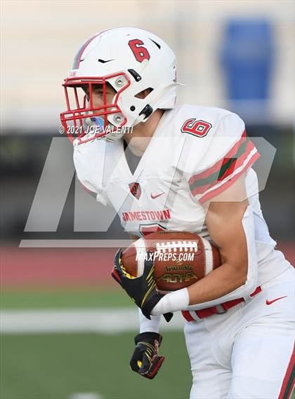 Thumbnail 2 in Jamestown vs. Williamsville South photogallery.