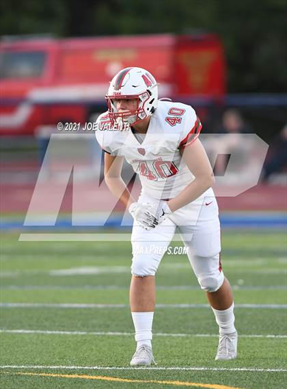Thumbnail 1 in Jamestown vs. Williamsville South photogallery.