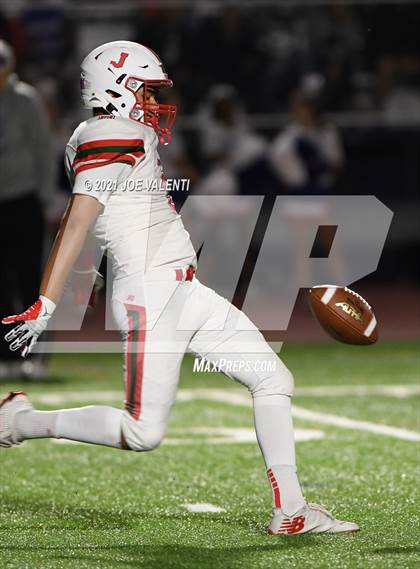 Thumbnail 2 in Jamestown vs. Williamsville South photogallery.