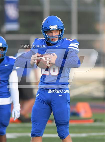 Thumbnail 2 in Jamestown vs. Williamsville South photogallery.
