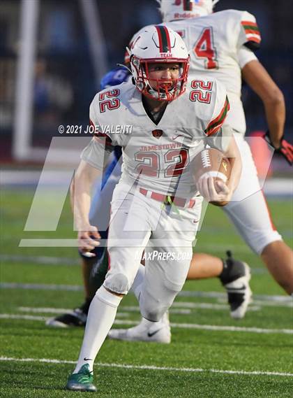 Thumbnail 1 in Jamestown vs. Williamsville South photogallery.