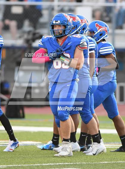 Thumbnail 2 in Jamestown vs. Williamsville South photogallery.