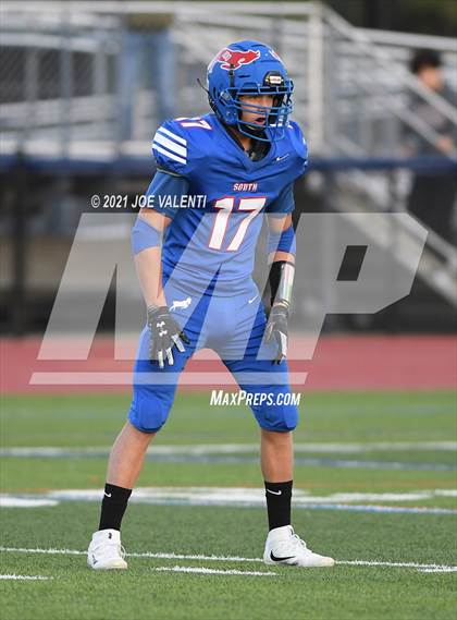Thumbnail 3 in Jamestown vs. Williamsville South photogallery.