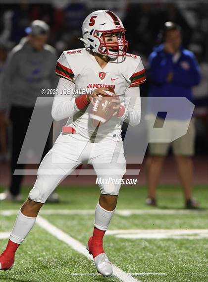 Thumbnail 1 in Jamestown vs. Williamsville South photogallery.