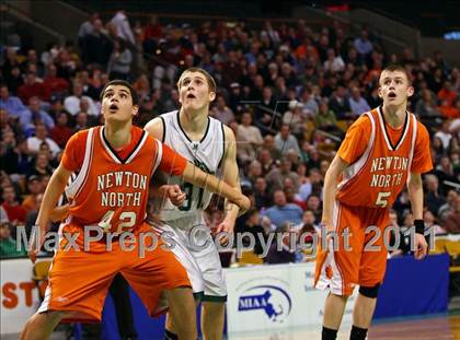 Thumbnail 1 in Newton North vs Mansfield (MIAA Division 1 South Final) photogallery.