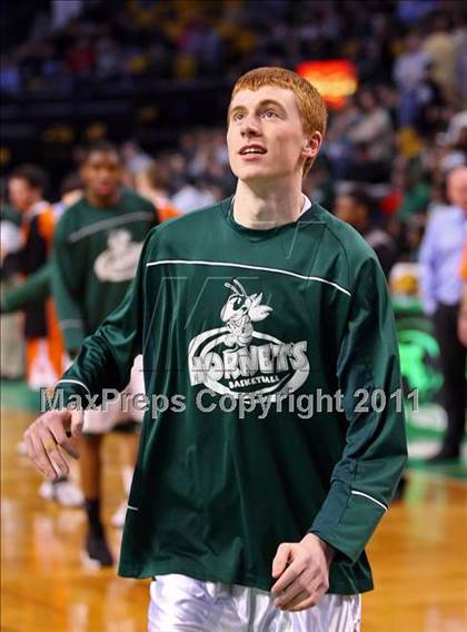 Thumbnail 1 in Newton North vs Mansfield (MIAA Division 1 South Final) photogallery.