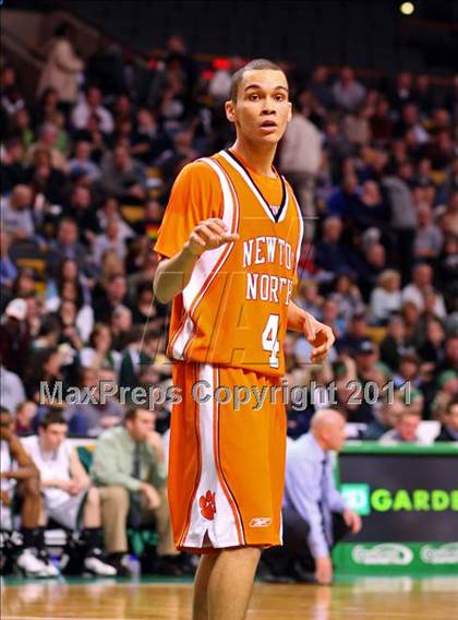 Thumbnail 2 in Newton North vs Mansfield (MIAA Division 1 South Final) photogallery.