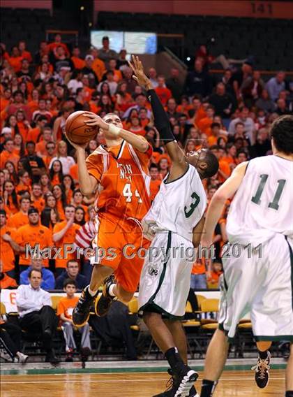 Thumbnail 3 in Newton North vs Mansfield (MIAA Division 1 South Final) photogallery.