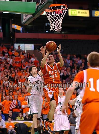 Thumbnail 2 in Newton North vs Mansfield (MIAA Division 1 South Final) photogallery.