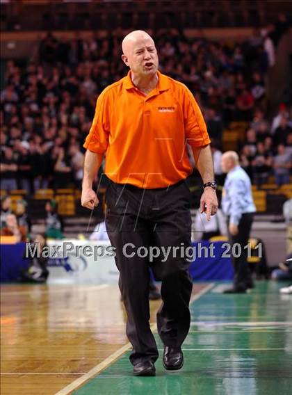 Thumbnail 2 in Newton North vs Mansfield (MIAA Division 1 South Final) photogallery.