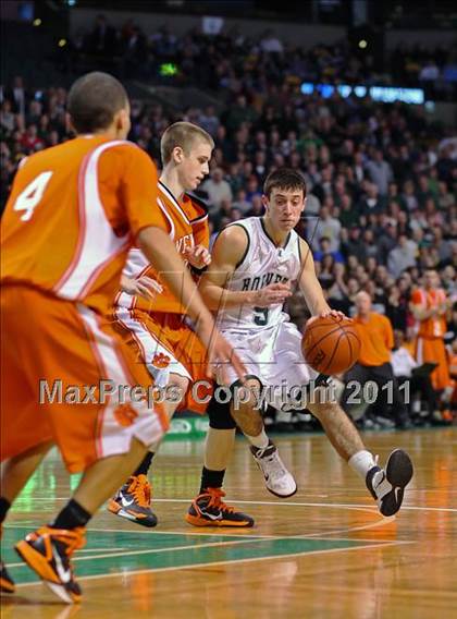 Thumbnail 3 in Newton North vs Mansfield (MIAA Division 1 South Final) photogallery.
