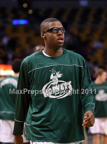 Thumbnail 2 in Newton North vs Mansfield (MIAA Division 1 South Final) photogallery.