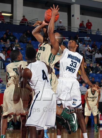 Thumbnail 3 in DeSoto vs. Madison Prep (Thanksgiving Hoopfest) photogallery.