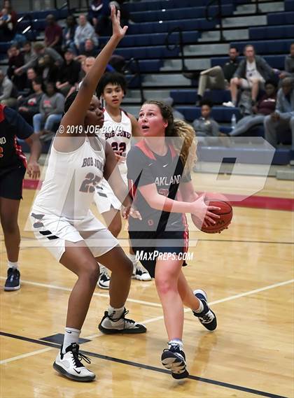 Thumbnail 3 in Oakland vs Bob Jones (Huntsville Hospital SportsCenter / TOC Ladies Classic) photogallery.