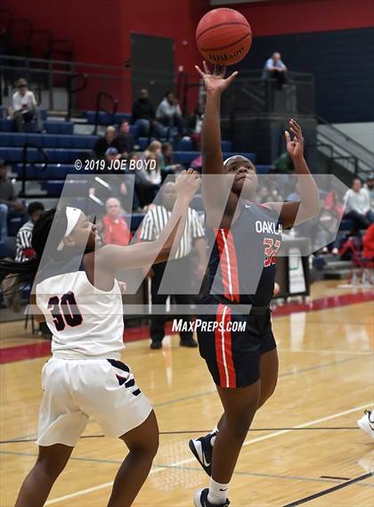 Thumbnail 1 in Oakland vs Bob Jones (Huntsville Hospital SportsCenter / TOC Ladies Classic) photogallery.