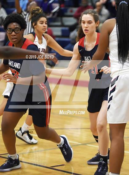 Thumbnail 1 in Oakland vs Bob Jones (Huntsville Hospital SportsCenter / TOC Ladies Classic) photogallery.