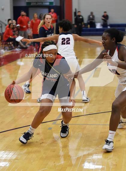 Thumbnail 2 in Oakland vs Bob Jones (Huntsville Hospital SportsCenter / TOC Ladies Classic) photogallery.