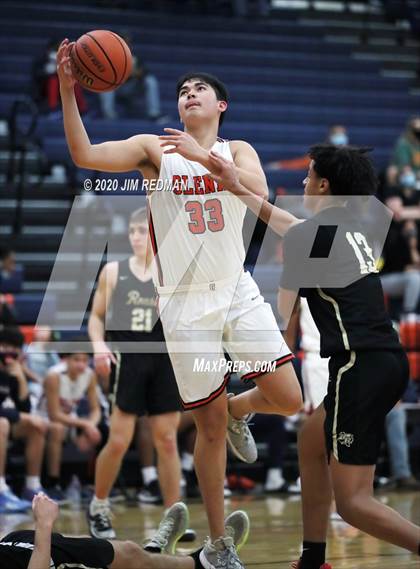 Thumbnail 3 in Rouse @ Glenn photogallery.