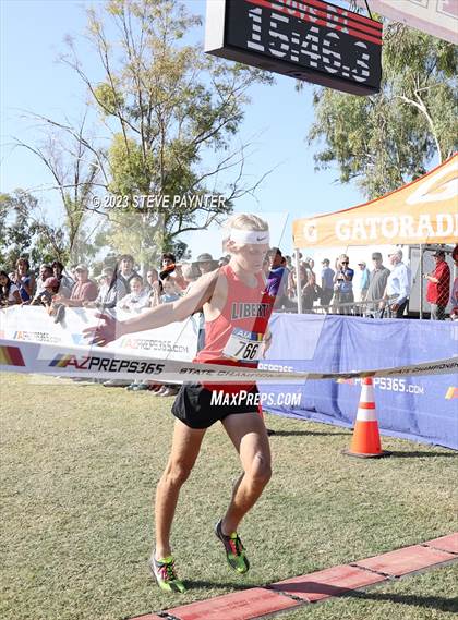 Thumbnail 2 in State Cross Country ( AIA Div1-4 Finals) photogallery.