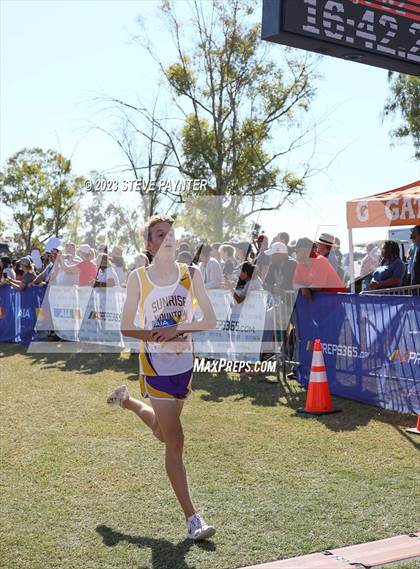 Thumbnail 2 in State Cross Country ( AIA Div1-4 Finals) photogallery.