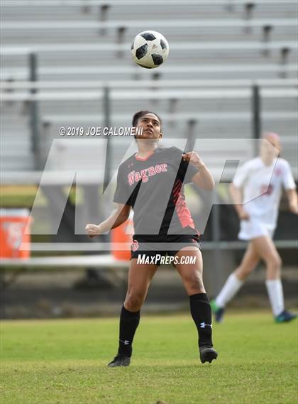 Thumbnail 1 in Wagner vs Lee (SAISD Tournament) photogallery.