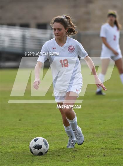 Thumbnail 2 in Wagner vs Lee (SAISD Tournament) photogallery.
