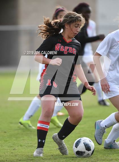 Thumbnail 2 in Wagner vs Lee (SAISD Tournament) photogallery.