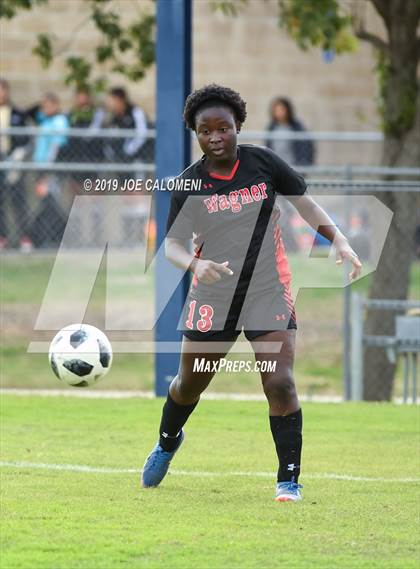 Thumbnail 2 in Wagner vs Lee (SAISD Tournament) photogallery.