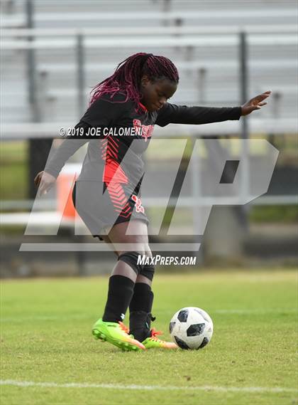 Thumbnail 3 in Wagner vs Lee (SAISD Tournament) photogallery.