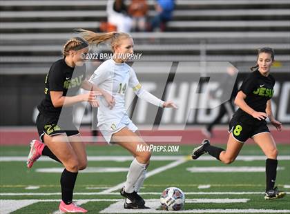 Thumbnail 2 in Cleveland vs. Jesuit (OSAA 6A Quarterfinal) photogallery.