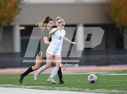 Thumbnail 2 in Cleveland vs. Jesuit (OSAA 6A Quarterfinal) photogallery.