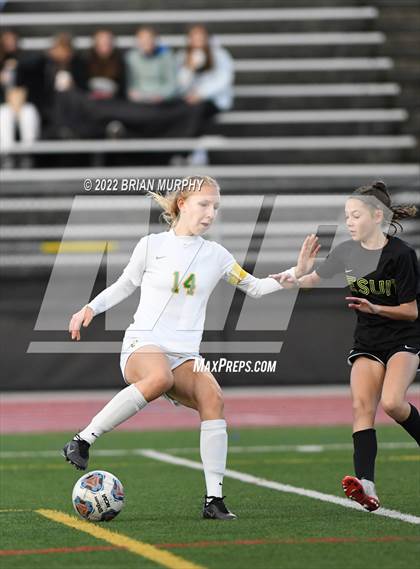 Thumbnail 2 in Cleveland vs. Jesuit (OSAA 6A Quarterfinal) photogallery.