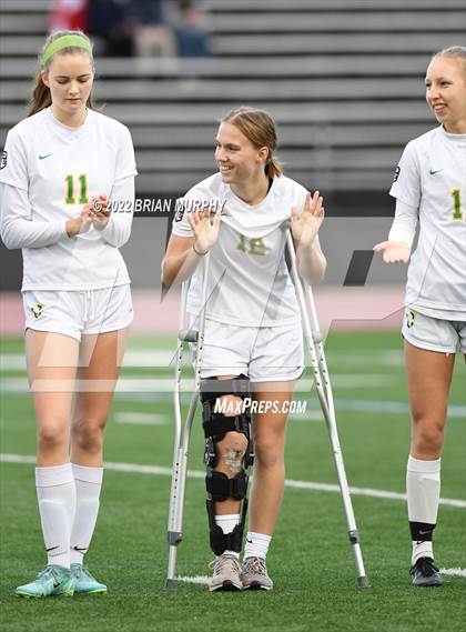 Thumbnail 2 in Cleveland vs. Jesuit (OSAA 6A Quarterfinal) photogallery.