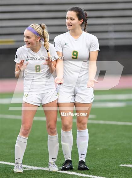 Thumbnail 2 in Cleveland vs. Jesuit (OSAA 6A Quarterfinal) photogallery.
