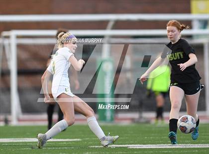 Thumbnail 3 in Cleveland vs. Jesuit (OSAA 6A Quarterfinal) photogallery.