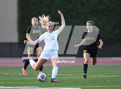 Thumbnail 1 in Cleveland vs. Jesuit (OSAA 6A Quarterfinal) photogallery.