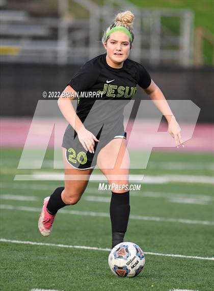 Thumbnail 3 in Cleveland vs. Jesuit (OSAA 6A Quarterfinal) photogallery.